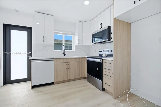 2-bedroom rental at 2209 SW 61st Avenue #1-2, Miramar