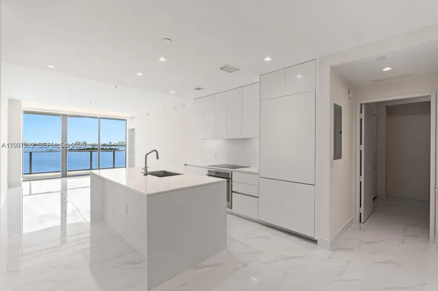 1-bedroom rental at 700 NE 24th #804, Miami
