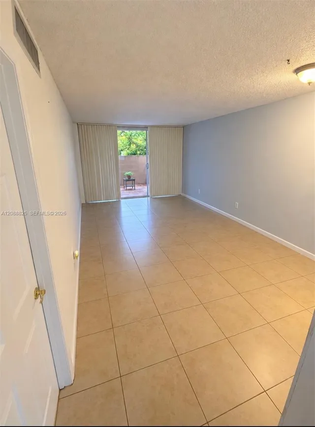 1-bedroom rental at 10625 SW 112th Avenue #103, Miami