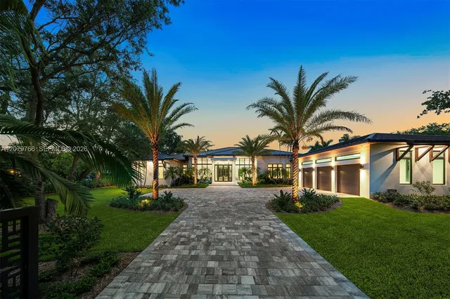 7-bedroom rental at 10860 SW 67th Court, Pinecrest