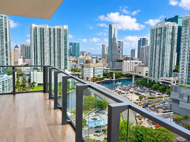 2-bedroom rental at 88 SW 7th Street #1711, Miami