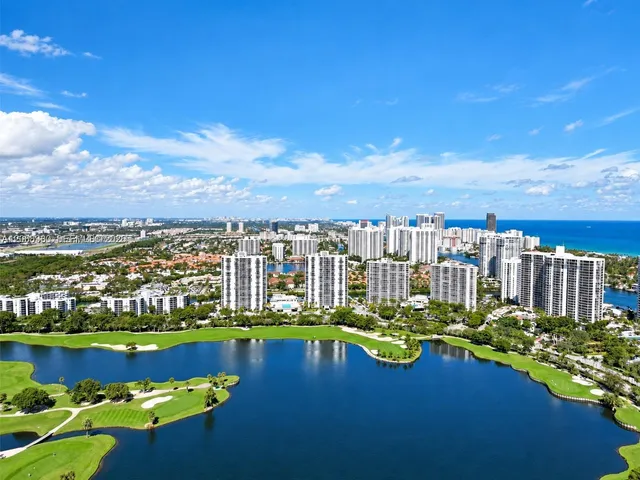 2-bedroom rental at 3675 N Country Club Drive #1006, Aventura