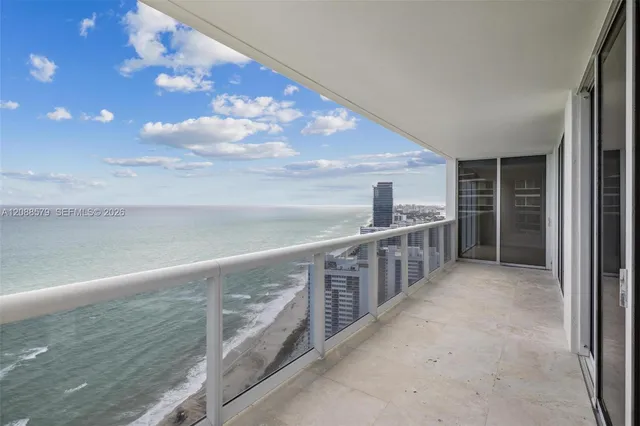 3-bedroom rental at 1850 S Ocean Drive #3601, Hallandale Beach