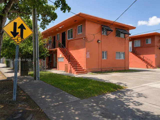 Commercial at 500 SW 3rd Street, Miami