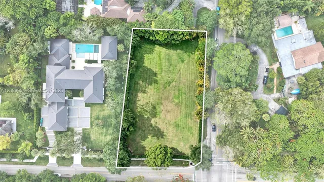 Land at 6650 SW 112th Street, Pinecrest