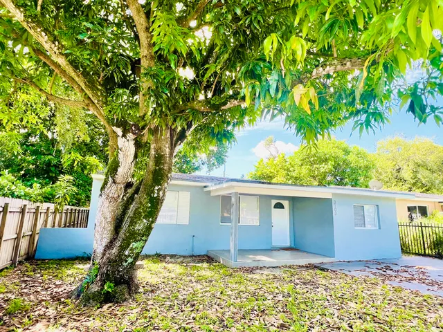 3-bedroom home at 3100 NW 171st Street, Miami Gardens