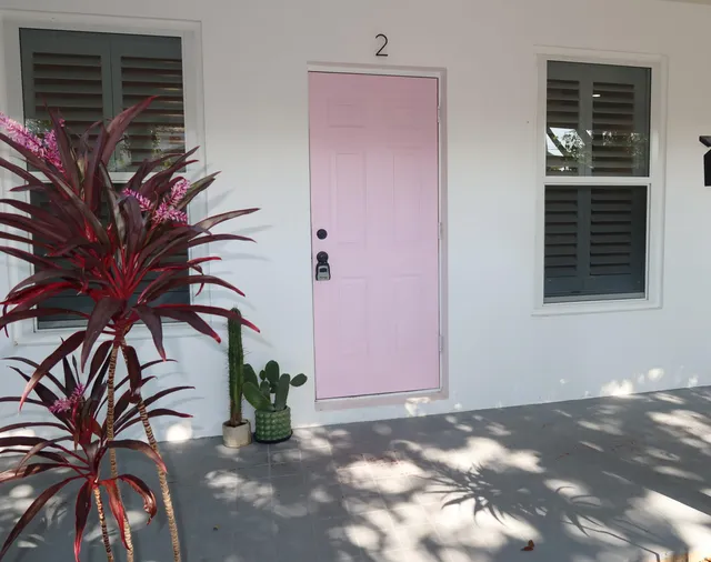 1-bedroom rental at 614 Palm Street #2, West Palm Beach
