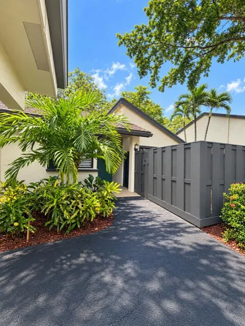 2-bedroom rental at 2105 DEER CREEK WOODLANDS Way, Deerfield Beach
