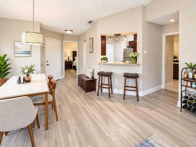2-bedroom rental at 815 W BOYNTON BEACH Boulevard #12-206, Boynton Beach