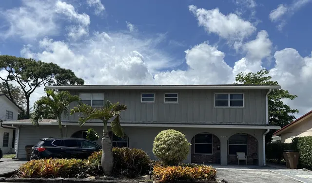 2-bedroom rental at 279 SE 8th Terrace #A, Deerfield Beach