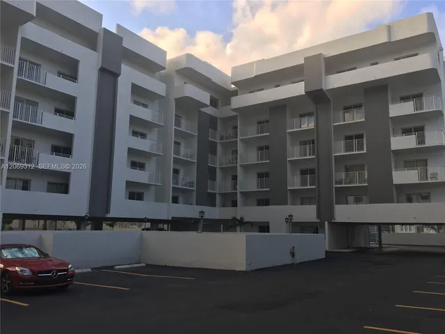 1-bedroom rental at 395 NE 21st Street #603, Miami