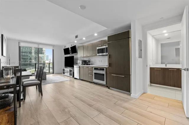 1-bedroom rental at 45 SW 9th Street #1109, Miami