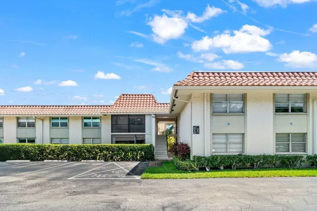 2-bedroom home at 1124 NW 13th Street #204a, Boca Raton
