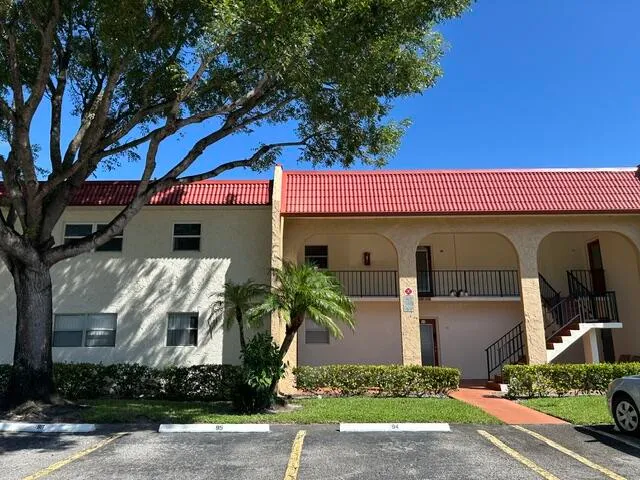 2-bedroom home at 471 Lake Dora Drive, West Palm Beach