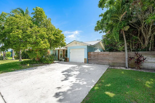 3-bedroom home at 612 NW 7th Court, Boynton Beach
