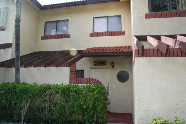 3-bedroom rental at 4733 NW 90TH Avenue, Sunrise