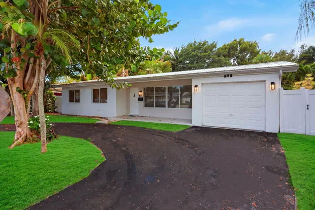 4-bedroom rental at 998 W CAMINO REAL, Boca Raton