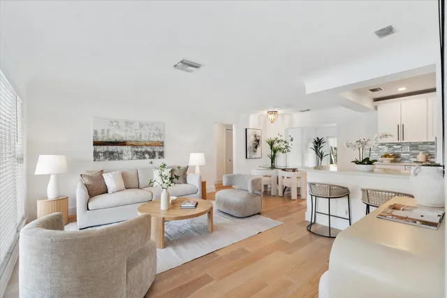 3-bedroom rental at 4461 NE 19TH Avenue, Oakland Park