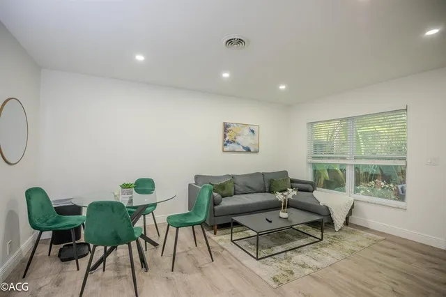 2-bedroom rental at 19 NE 16th Street, Fort Lauderdale