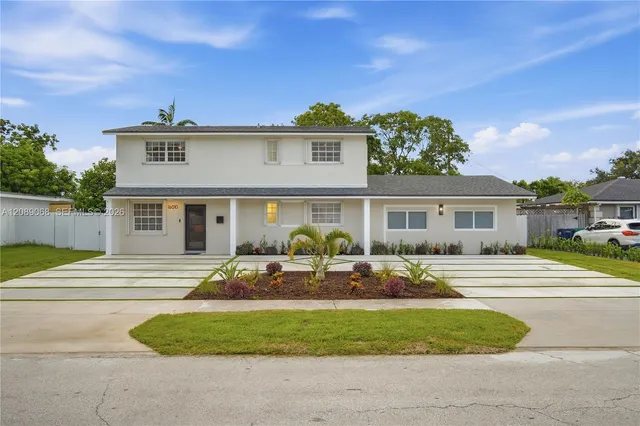 5-bedroom home at 16010 SW 100th Court, Miami