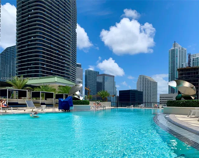 2-bedroom home at 999 SW 1st Avenue #3206, Miami
