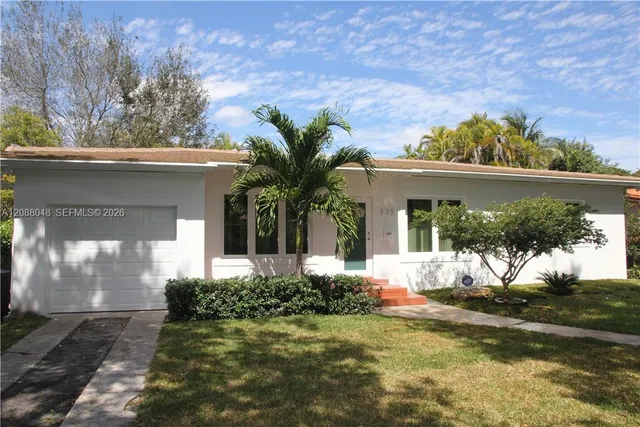 2-bedroom home at 335 Candia Avenue, Coral Gables