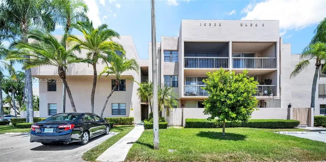 2-bedroom home at 10525 SW 112th Avenue #113, Miami
