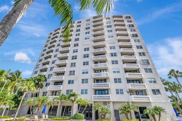 2-bedroom home at 90 Edgewater Drive #327, Coral Gables