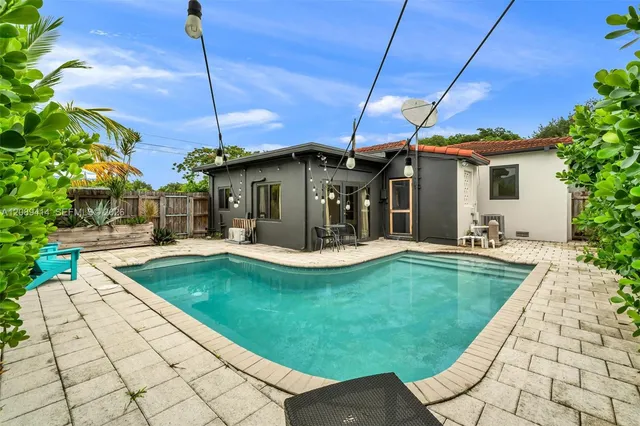 3-bedroom home at 1224 N 26th Avenue, Hollywood
