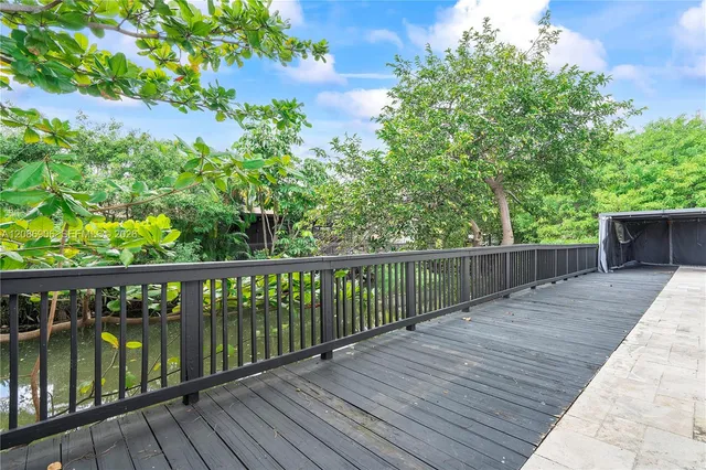 3-bedroom home at 2505 NE 214th Street, Aventura