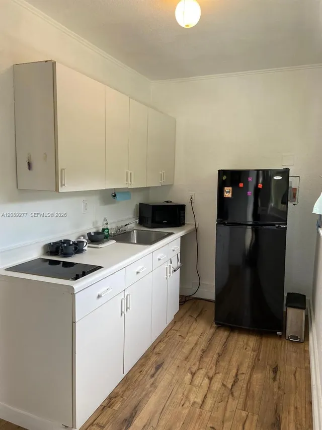 2-bedroom rental at 517 SW 4th Avenue #2, Fort Lauderdale