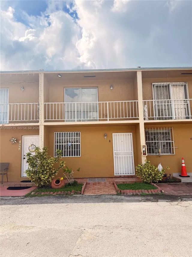 2-bedroom rental at 10962 SW 4th Street #I2, Sweetwater
