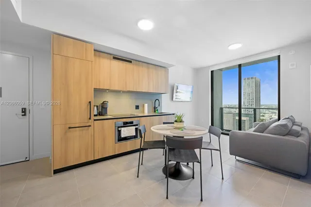 1-bedroom rental at 121 NE 5th Street #3006, Miami