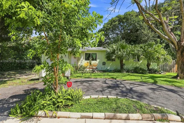 4-bedroom rental at 1055 NE 121st Street #1055, North Miami