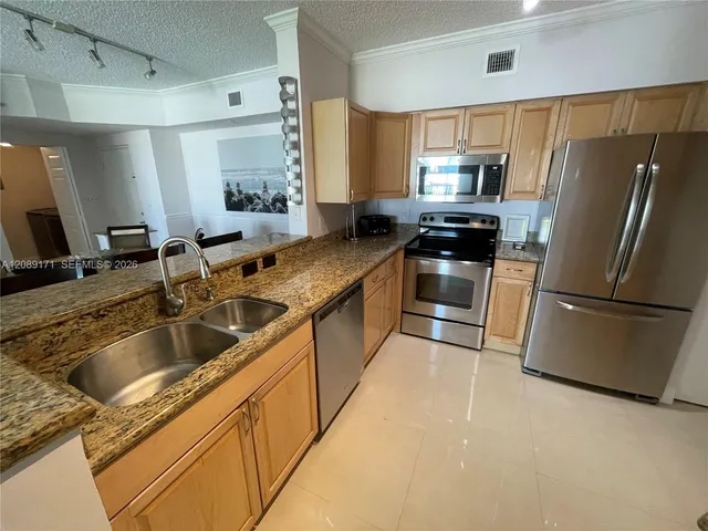 2-bedroom rental at 17100 N Bay Road #1816, Sunny Isles Beach