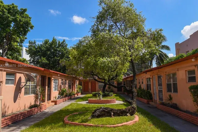 1-bedroom rental at 520 SW 4th Street #8, Miami