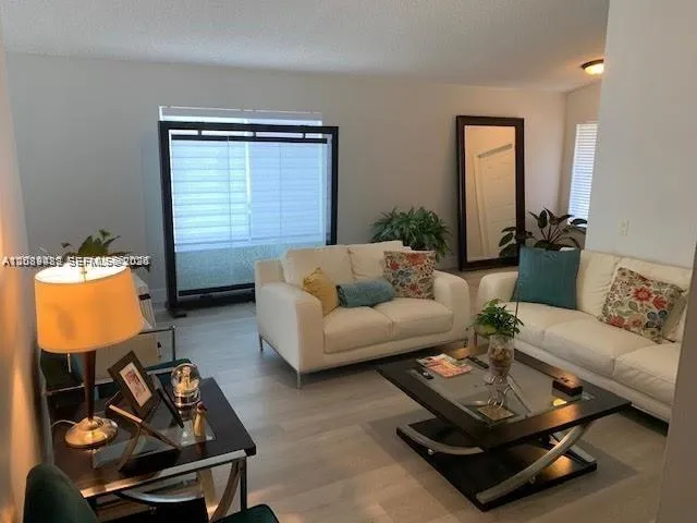 3-bedroom rental at 1477 Majesty Terrace #1477, Weston