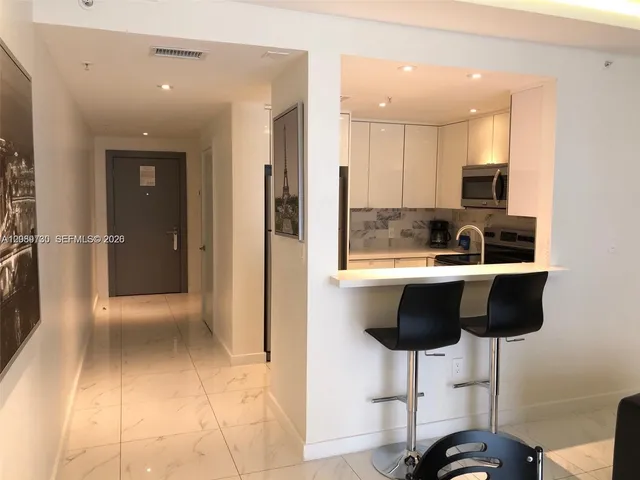 1-bedroom rental at 185 SE 14th Terrace #2001, Miami