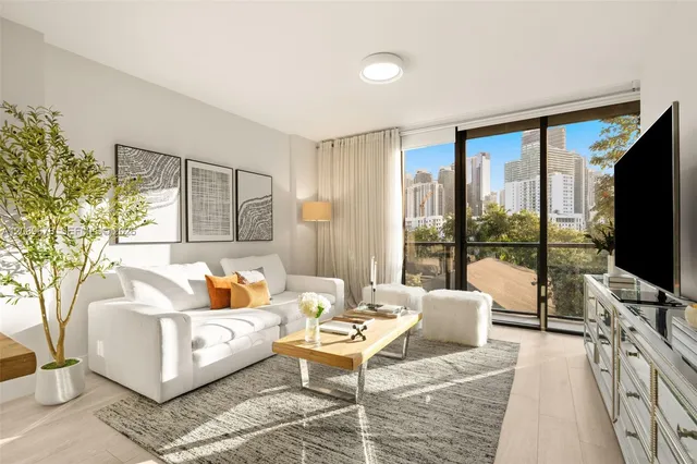 1-bedroom rental at 201 SW 17th Road #511, Miami