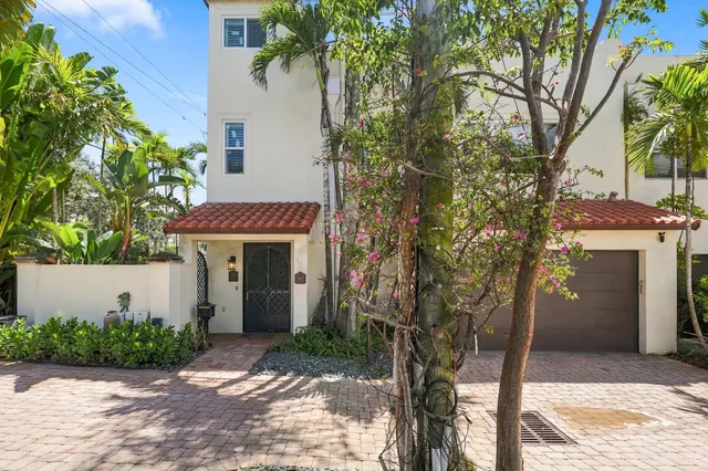 2-bedroom rental at 1431 SE 2ND Court, Fort Lauderdale