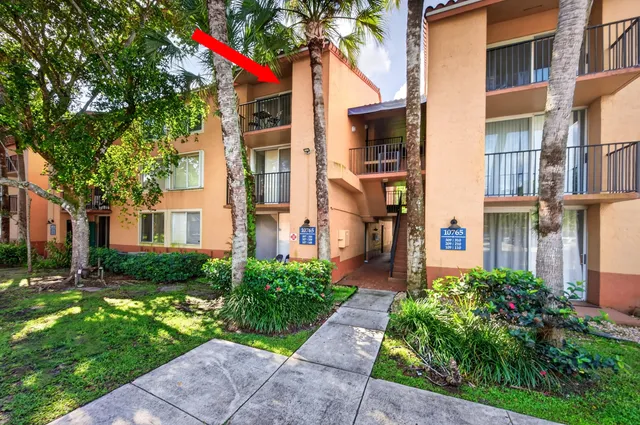1-bedroom rental at 10765 CLEARY Boulevard #307, Plantation