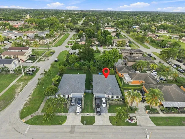 4-bedroom home at 87 NE 12th Street, Homestead