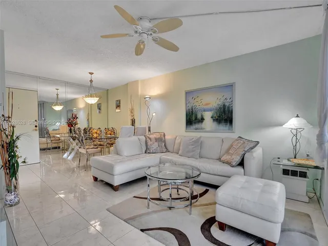 1-bedroom home at 3113 S Ocean Drive #603, Hallandale Beach