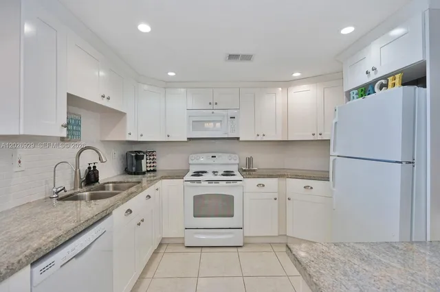2-bedroom home at 3725 S Ocean Drive #1216, Hollywood