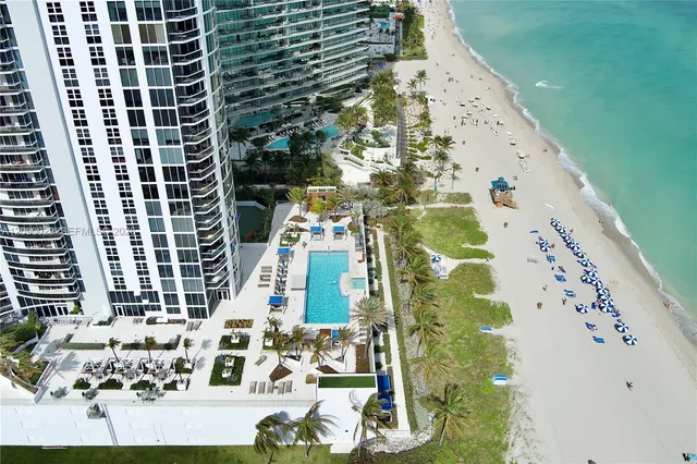3-bedroom rental at 18911 Collins Avenue #1906, Sunny Isles Beach