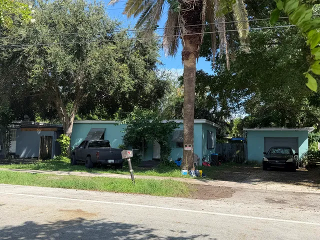 3-bedroom home at 606 COLUMBUS Parkway, Hollywood