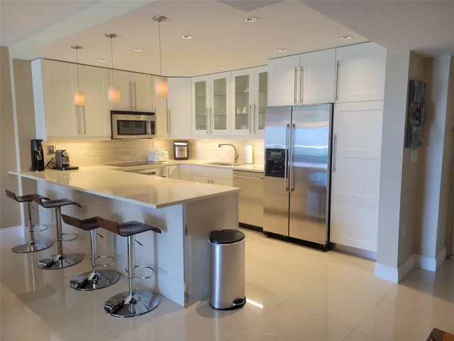 2-bedroom home at 19370 COLLINS Avenue #1218, Sunny Isles Beach