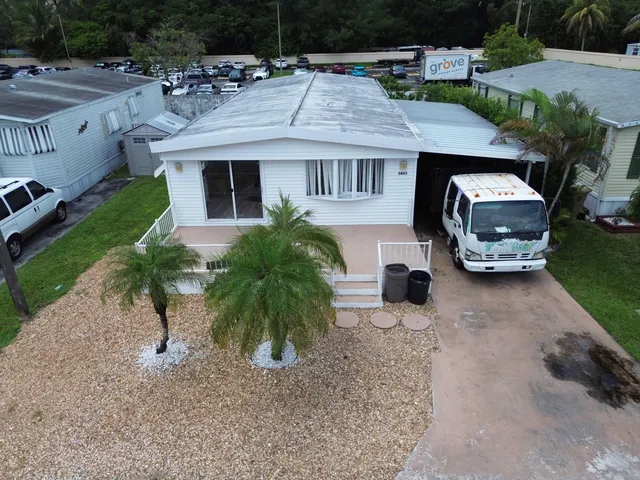3-bedroom home at 5863 SW 29th Avenue, Fort Lauderdale