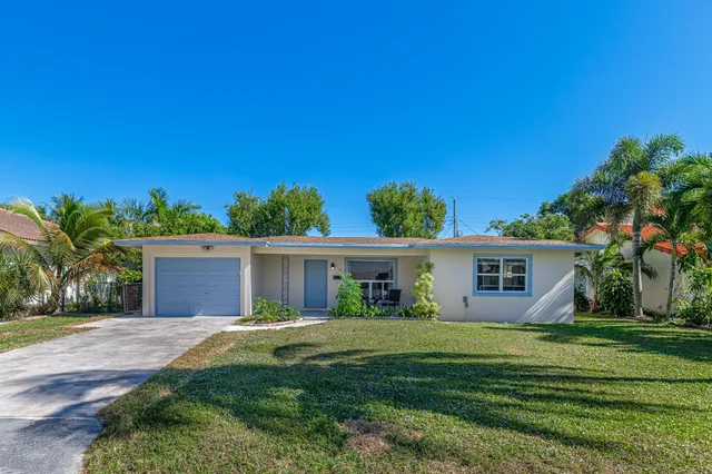 2-bedroom rental at 28 SE 8TH Avenue, Deerfield Beach
