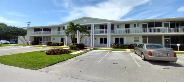 1-bedroom rental at 2100 NE 38TH Street #218, Lighthouse Point